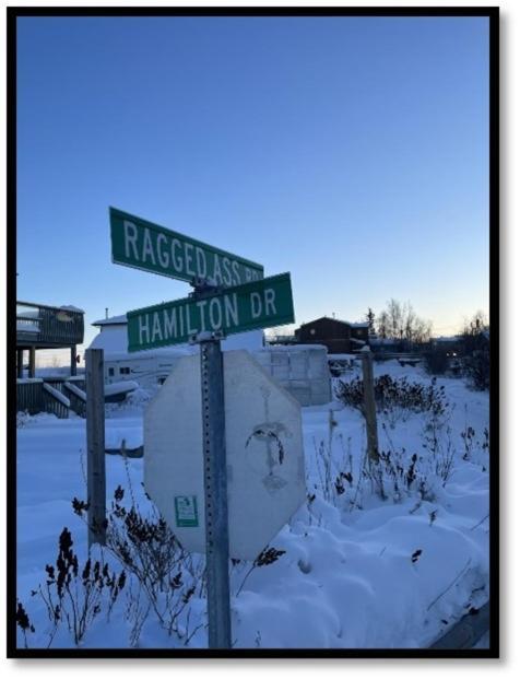 Our Cabin Bed & Breakfast Yellowknife Exterior foto